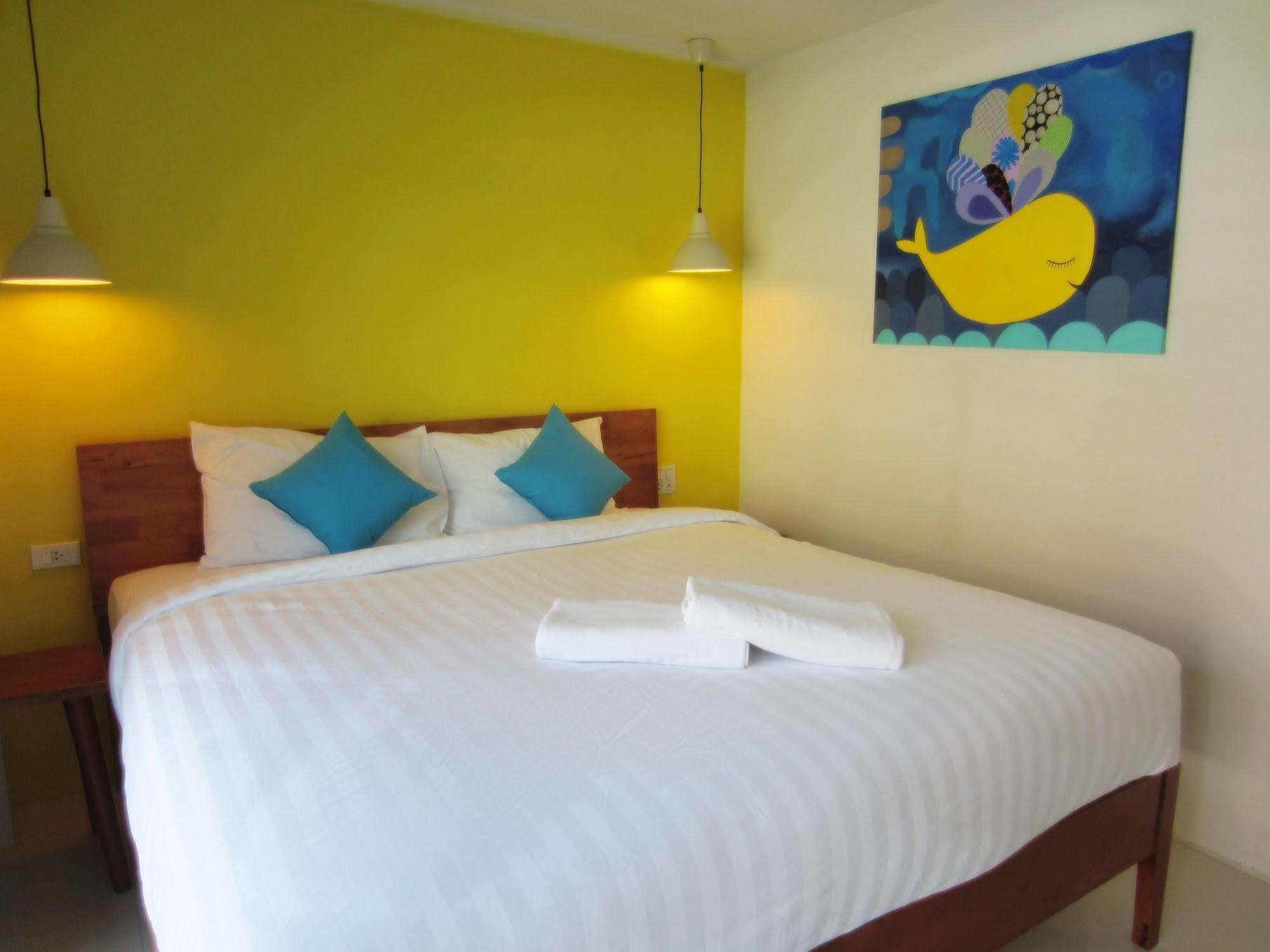 Tiya House Rooms & Cafe Krabi Exterior photo